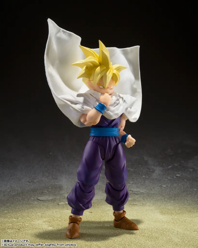 S.H.Figuarts: Dragon Ball Z - The Warrior Who  Surpassed Goku 11cm Action Figure (2)