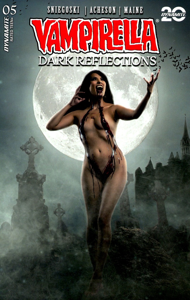 Vampirella: Dark Reflections #5 (Cover E Joanie Brosas Cosplay Photo Variant)