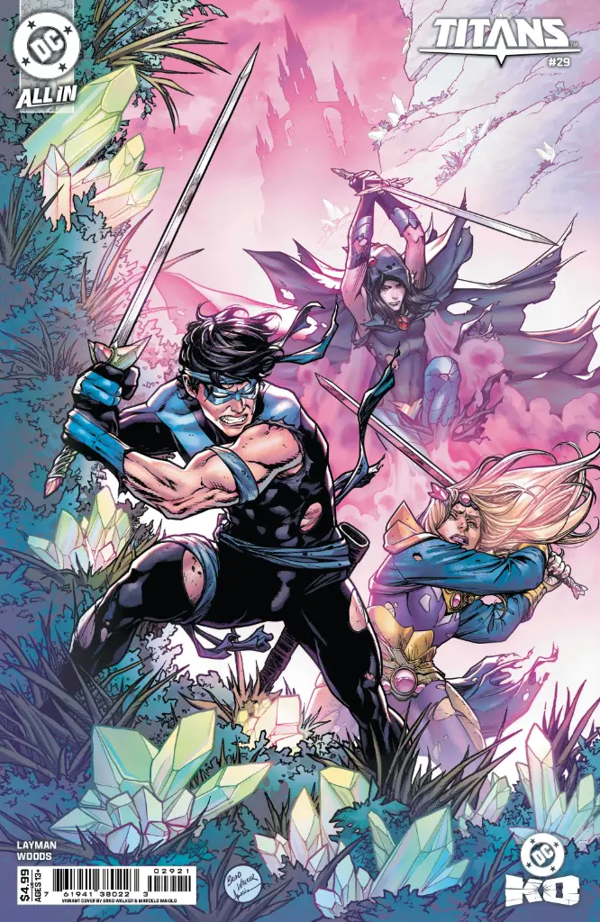 Titans #29 (Cover B Brad Walker Card Stock Variant)